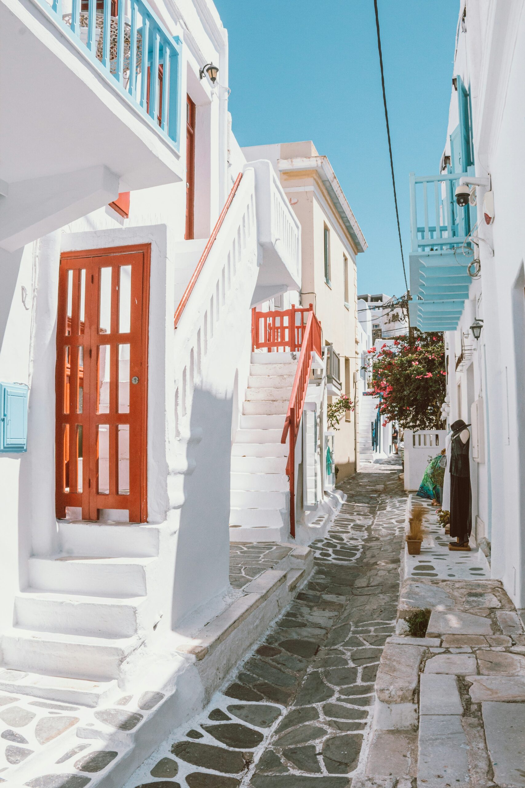 Εναλλακτικές Εκδρομές στη Μύκονο: Ανακαλύψτε την Άλλη Όψη του Νησιού με το Αυτοκίνητo σας.